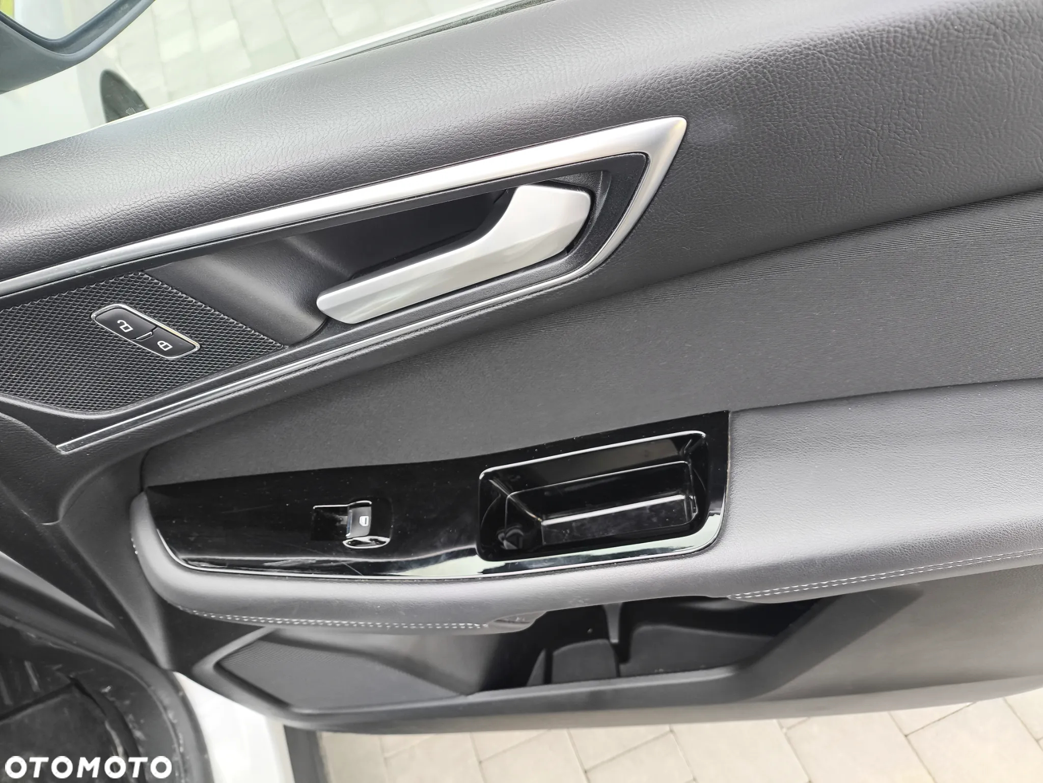 Ford S-Max 2.0 TDCi Trend - 14