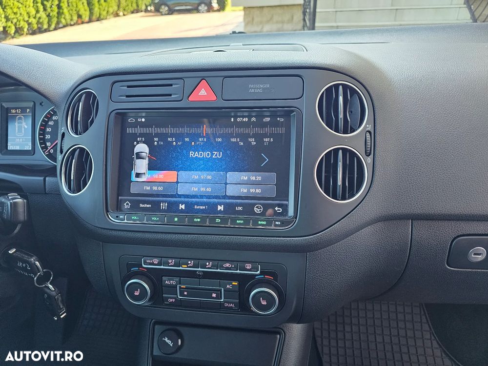 Volkswagen Golf Plus 1.2 TSI DSG Style - 14