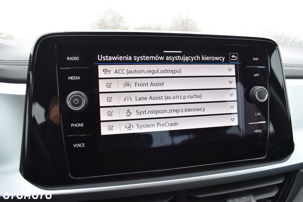 Volkswagen T-Roc 1.5 TSI Life - 22