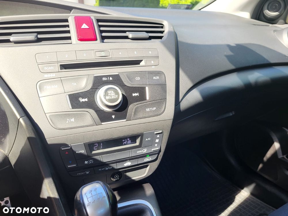 Honda Civic 1.4 Sport - 8