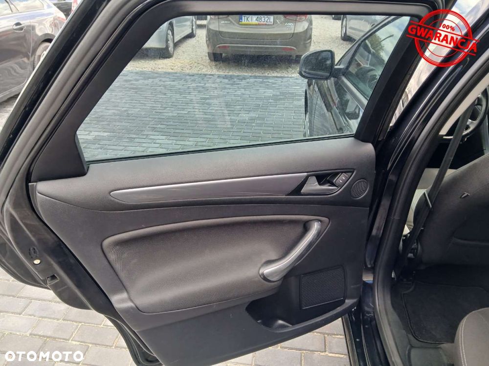 Ford Mondeo 2.0 TDCI Ghia - 36