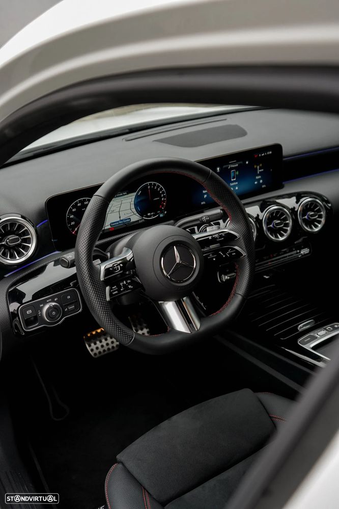 Mercedes-Benz A 250 e AMG Line - 45