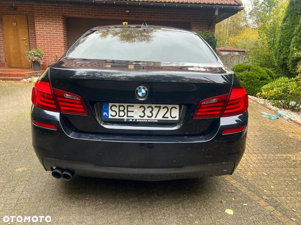 BMW Seria 5 528i xDrive - 5