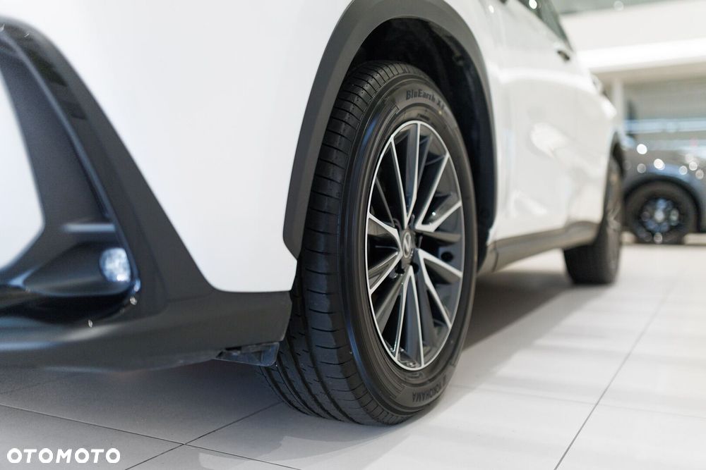 Lexus NX 350h Prestige 2WD - 14