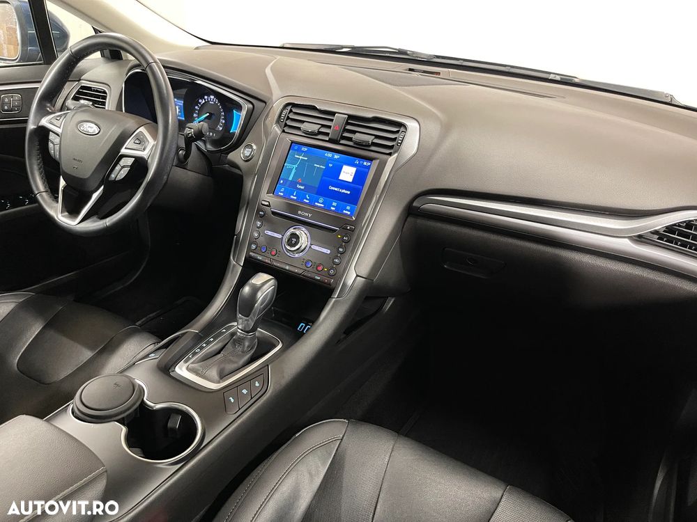 Ford Mondeo 2.0 HEV Titanium - 9