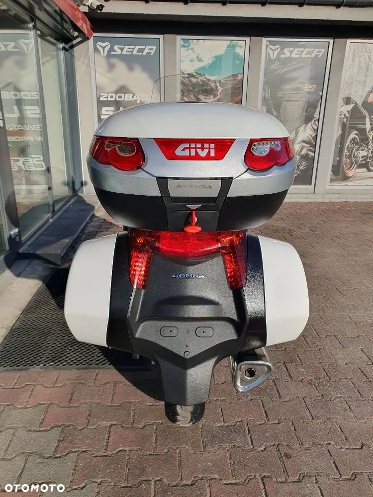 Honda Deauville - 17
