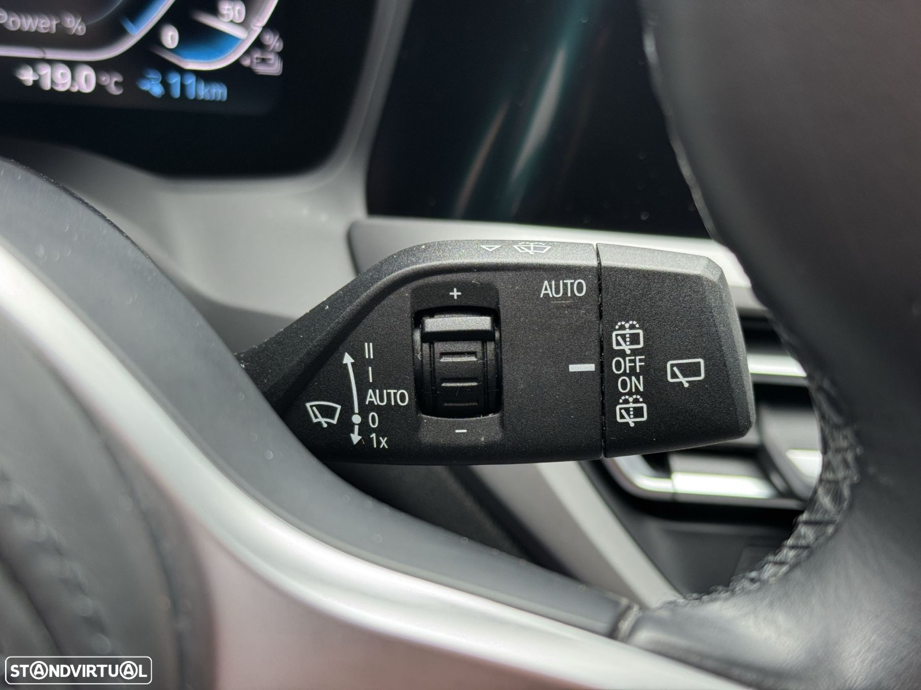 BMW 320 e Touring Line Sport Auto - 32