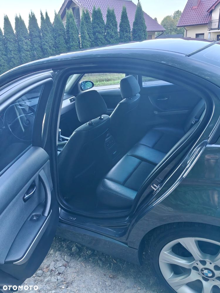BMW Seria 3 318i - 12