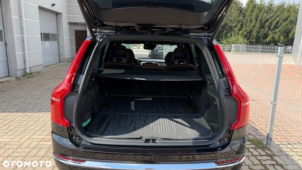 Volvo XC 90 - 7