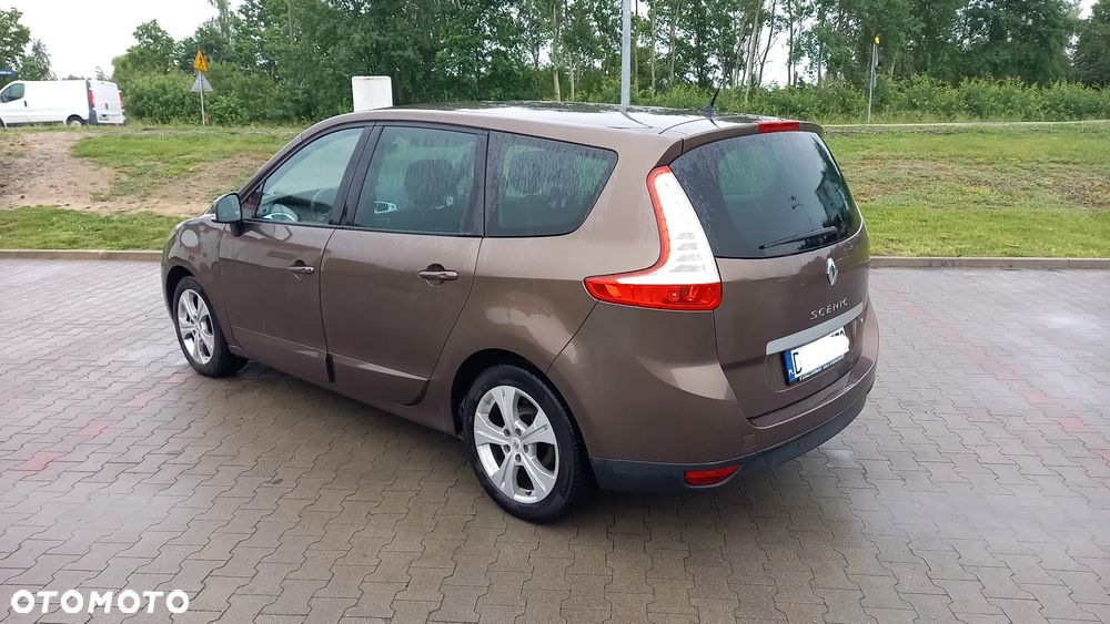 Renault Grand Scenic - 3
