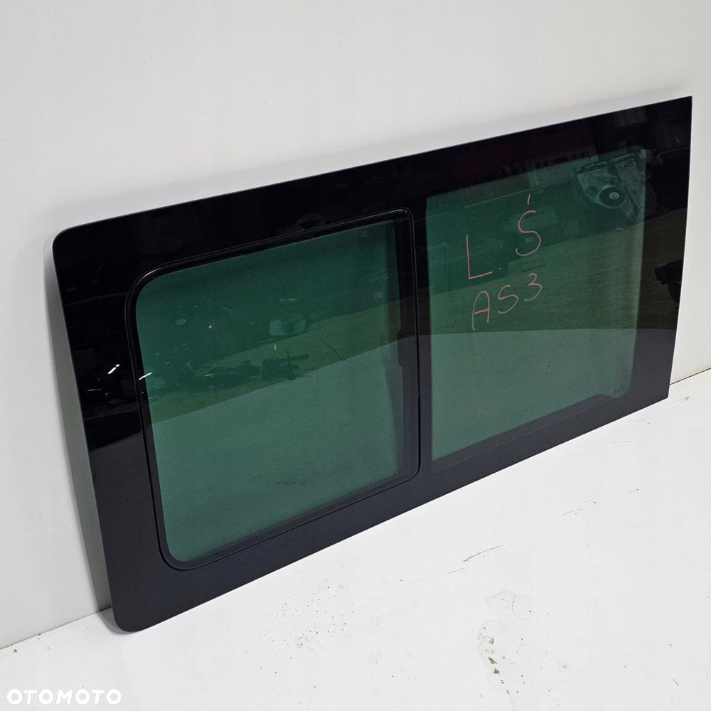 VW T5 szyba boczna karoseryjna lewy środek AS3 - 1