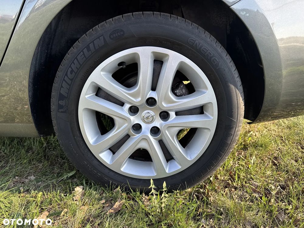 Opel Astra 1.0 T Enjoy S&S - 12