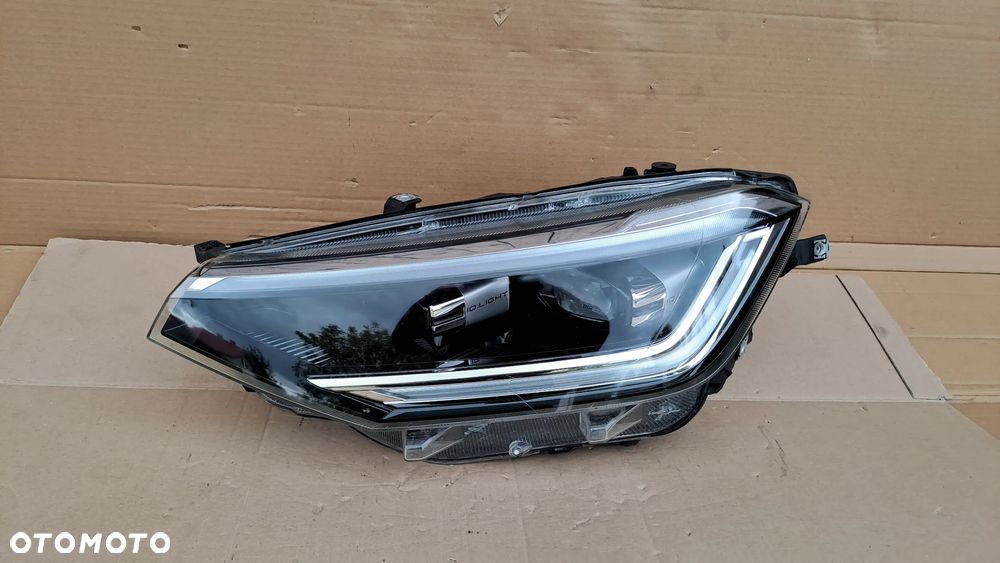 VW TAIGO 2021+ LEWA LAMPA LED IQ LIGHT 2G7941035A UŻYWANA - 1