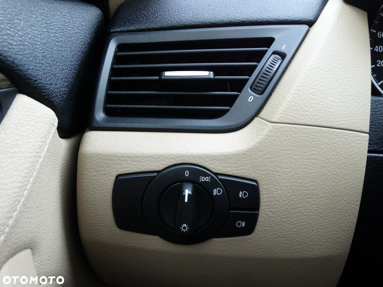 BMW X1 xDrive23d - 22