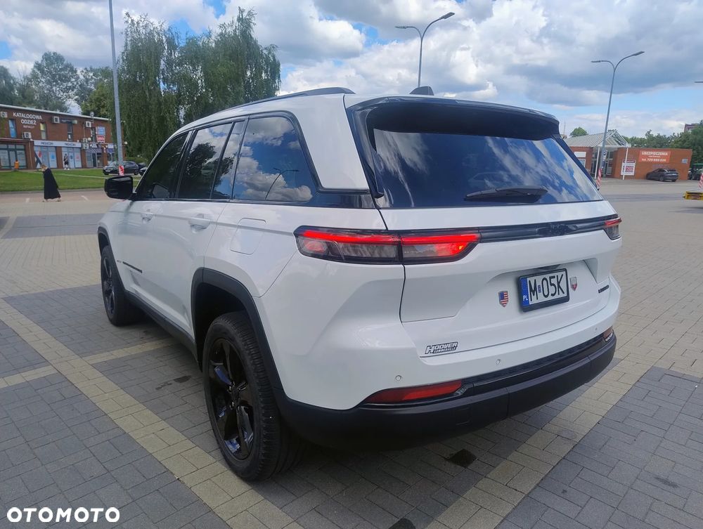 Jeep Grand Cherokee - 4