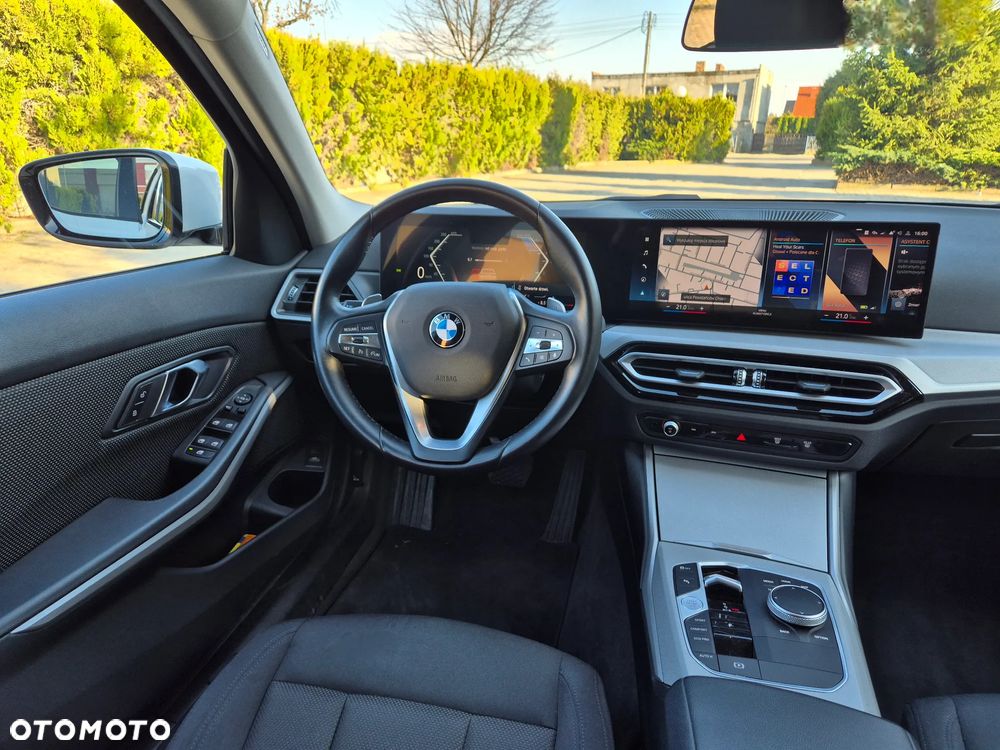 BMW Seria 3 320d xDrive Sport Line Shadow sport - 6