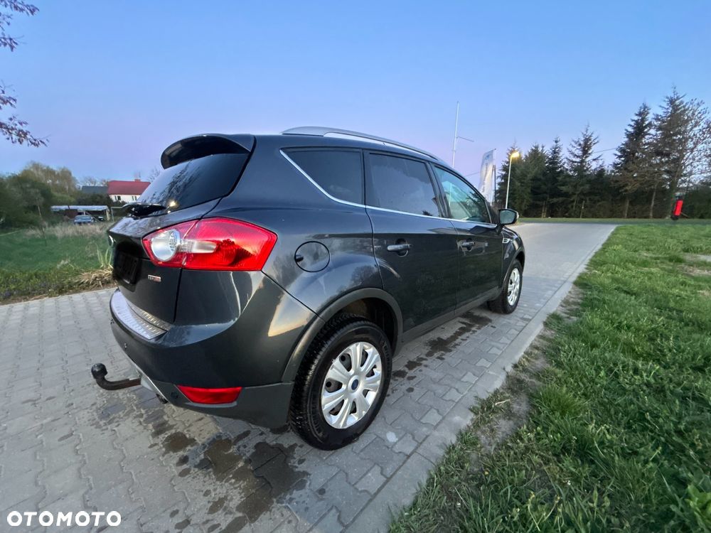 Ford Kuga 2.0 TDCi Titanium - 2
