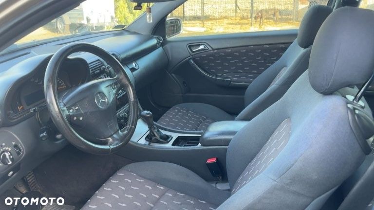 Mercedes-Benz Klasa C 200 Kompressor - 13