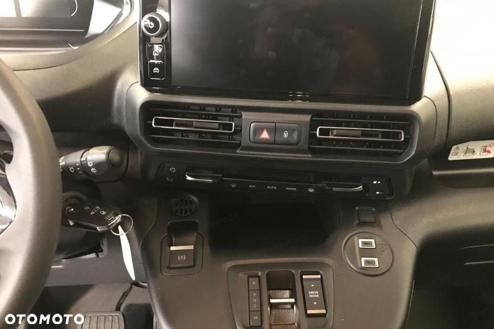 Peugeot Partner Van XL L2H1 Zabudowa Brygadowa EAT8 1.5 130KM - 13