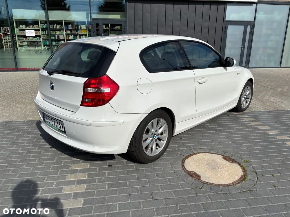 BMW Seria 1 116i - 6