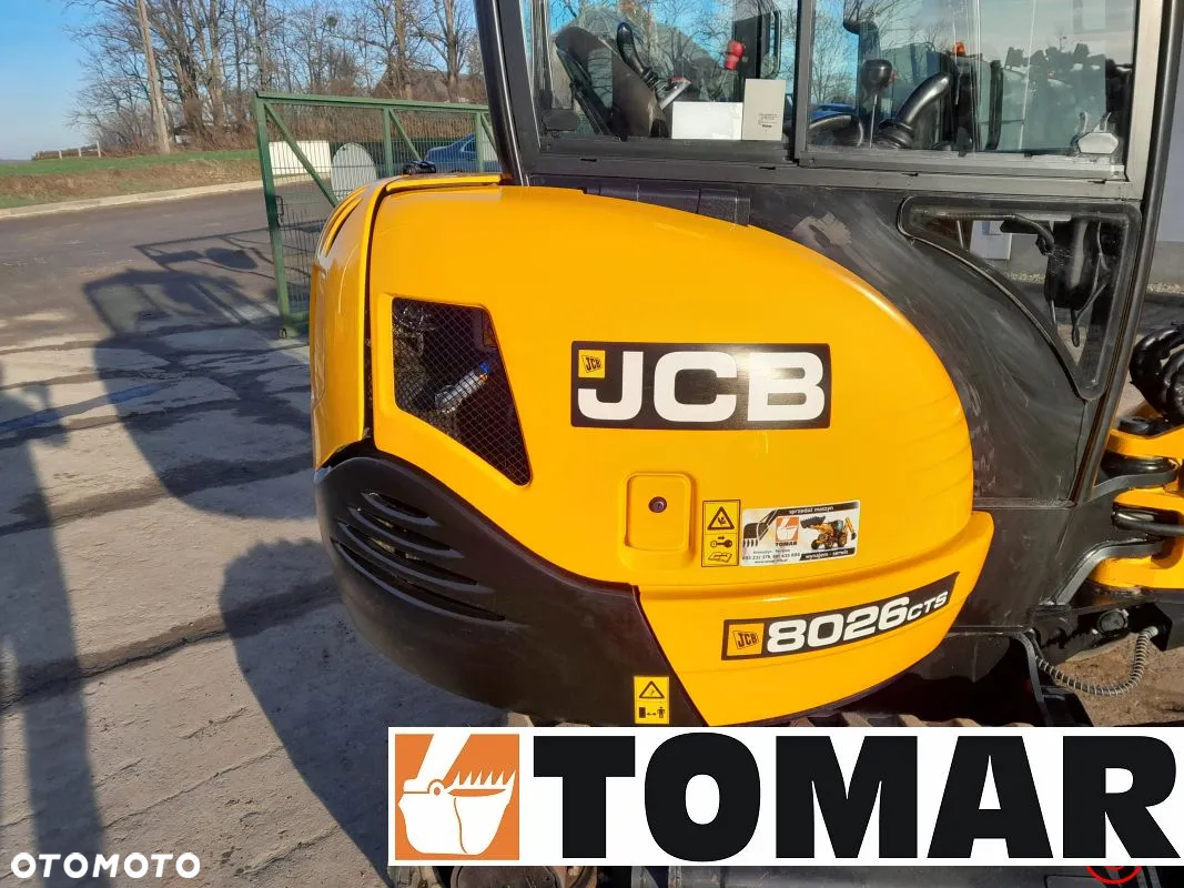 JCB 8026 - 16