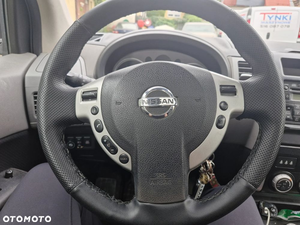 Nissan X-Trail 2.0 4x4 XE - 9