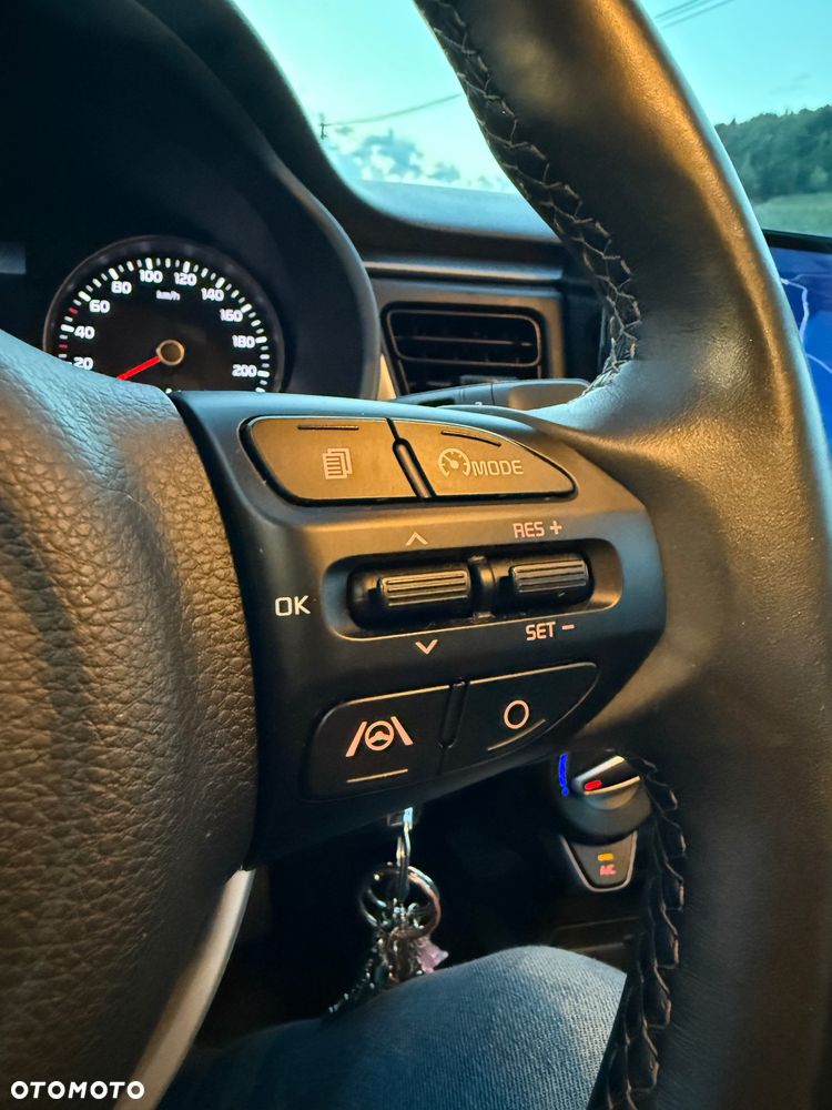 Kia Rio 1.2 L Business Line - 27