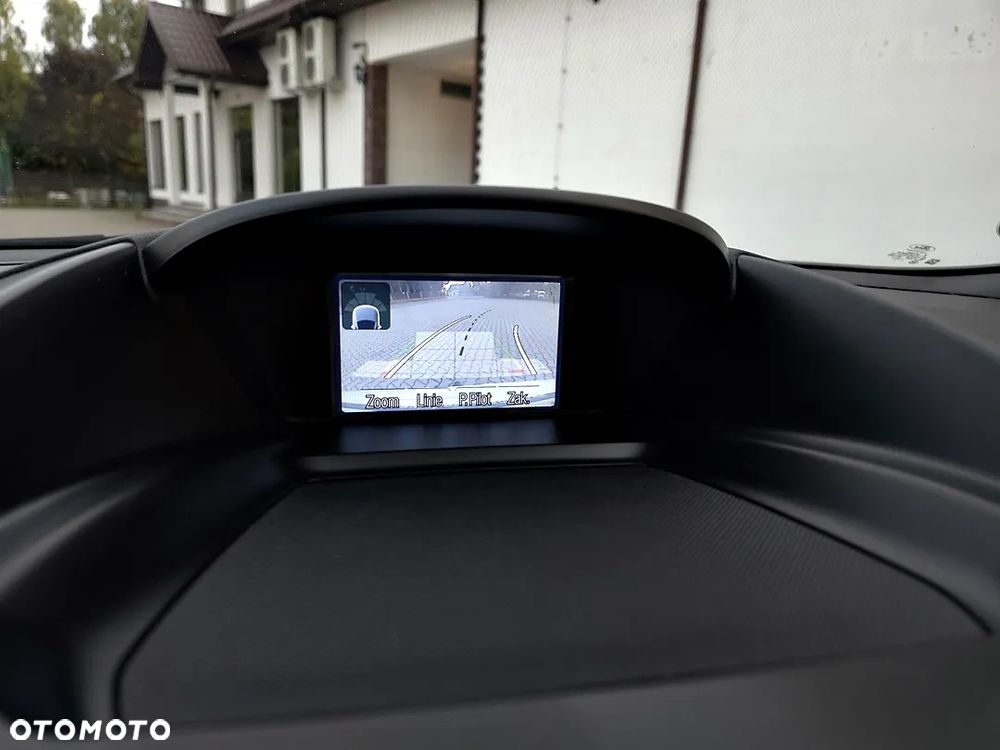 Ford Kuga 2.0 TDCi FWD Titanium Plus - 32