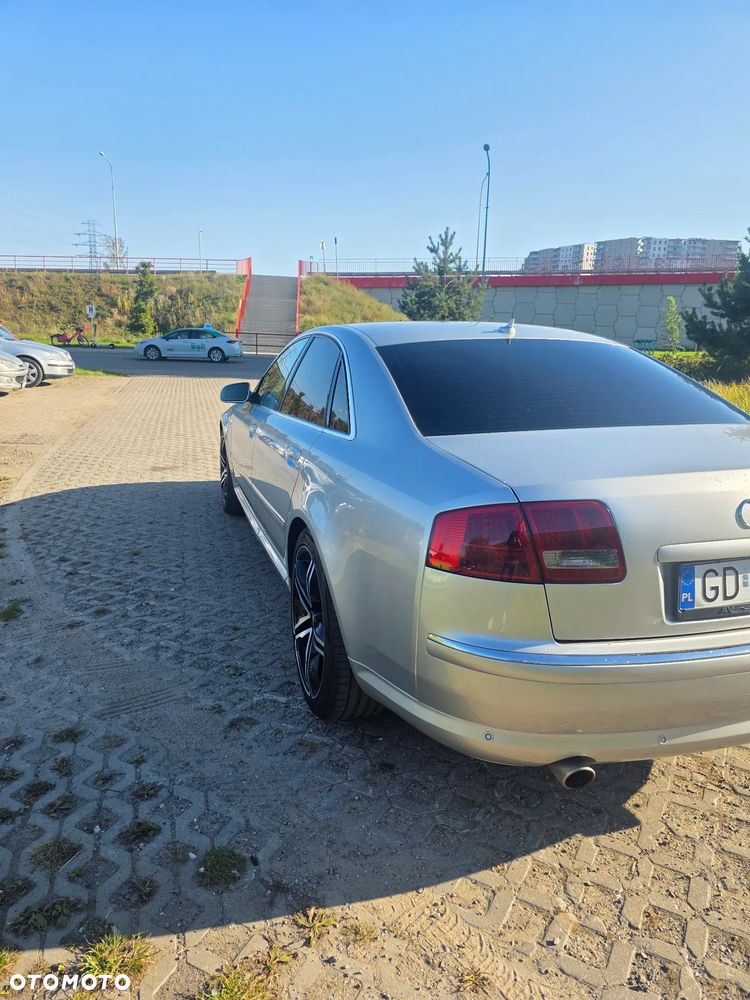 Audi A8 - 5