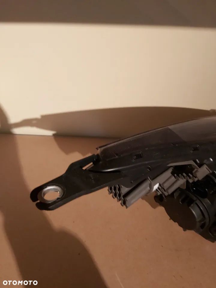 Lampa przednia lewa Hyundai Elantra VII soczewka 92101AA000 - 4