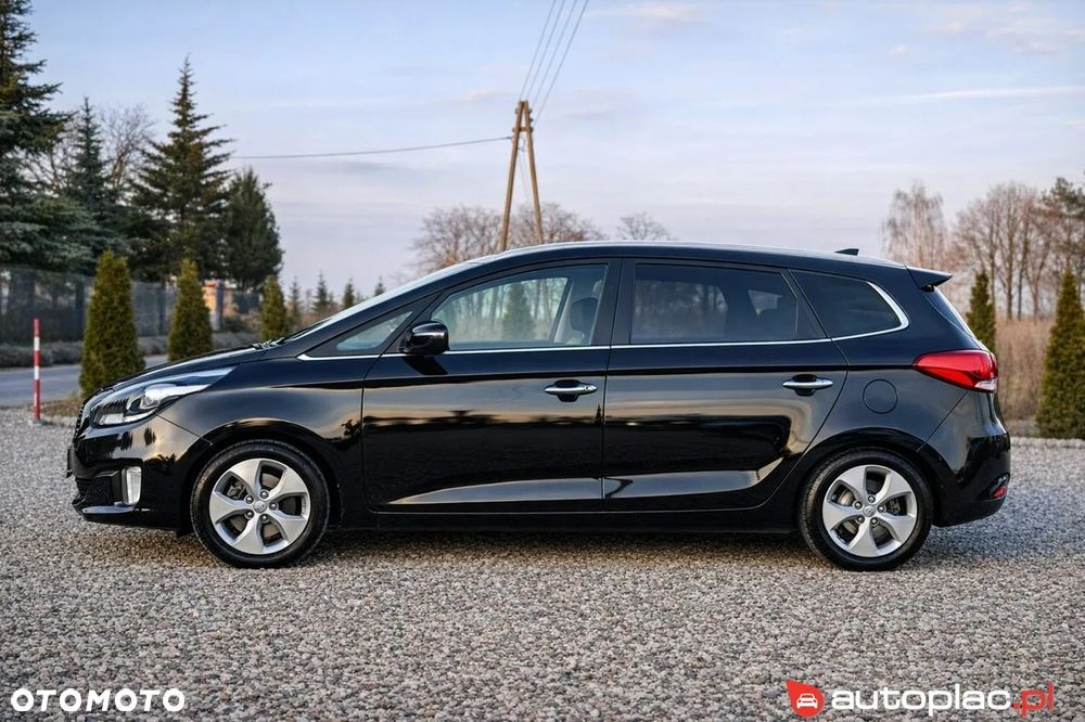 Kia Carens 1.6 GDI Dream Team Edition - 6