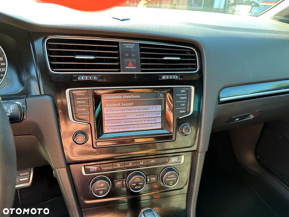 Volkswagen Golf - 14