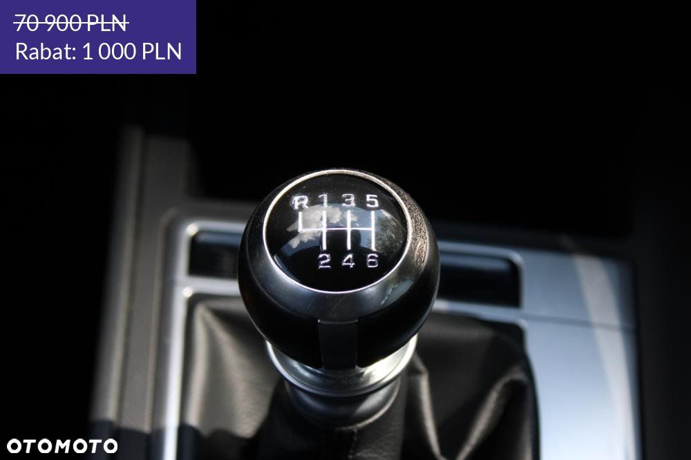 Hyundai Elantra - 30