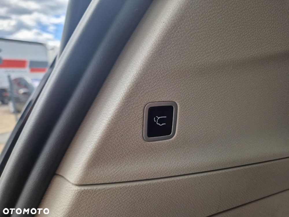 Chrysler Pacifica - 19