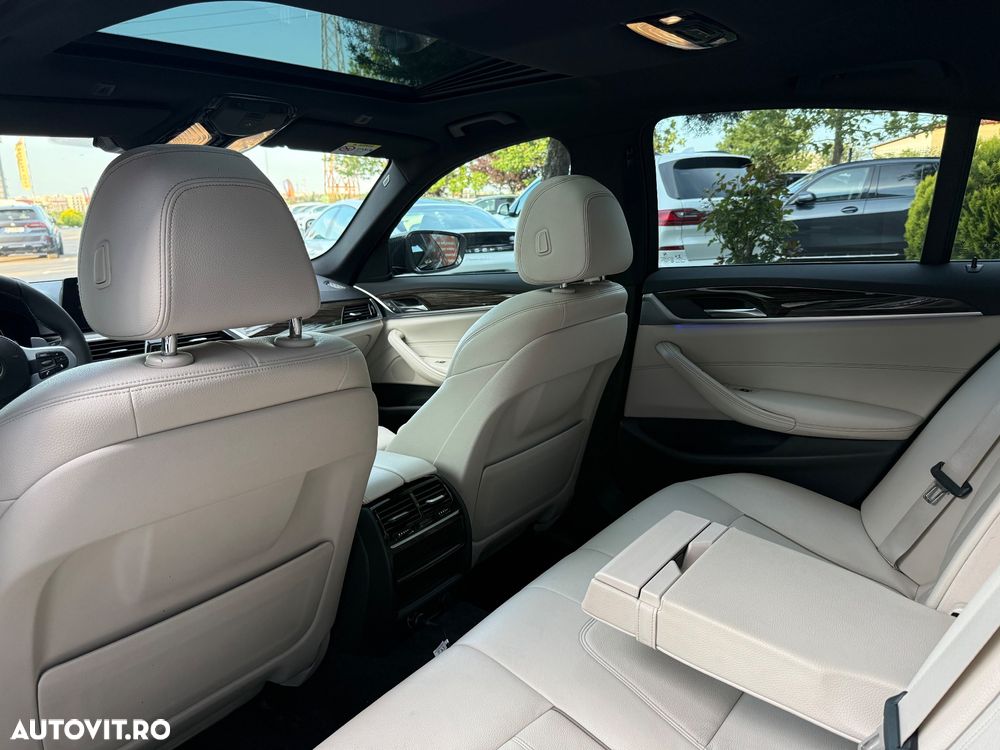 BMW Seria 5 530d xDrive Aut. - 40