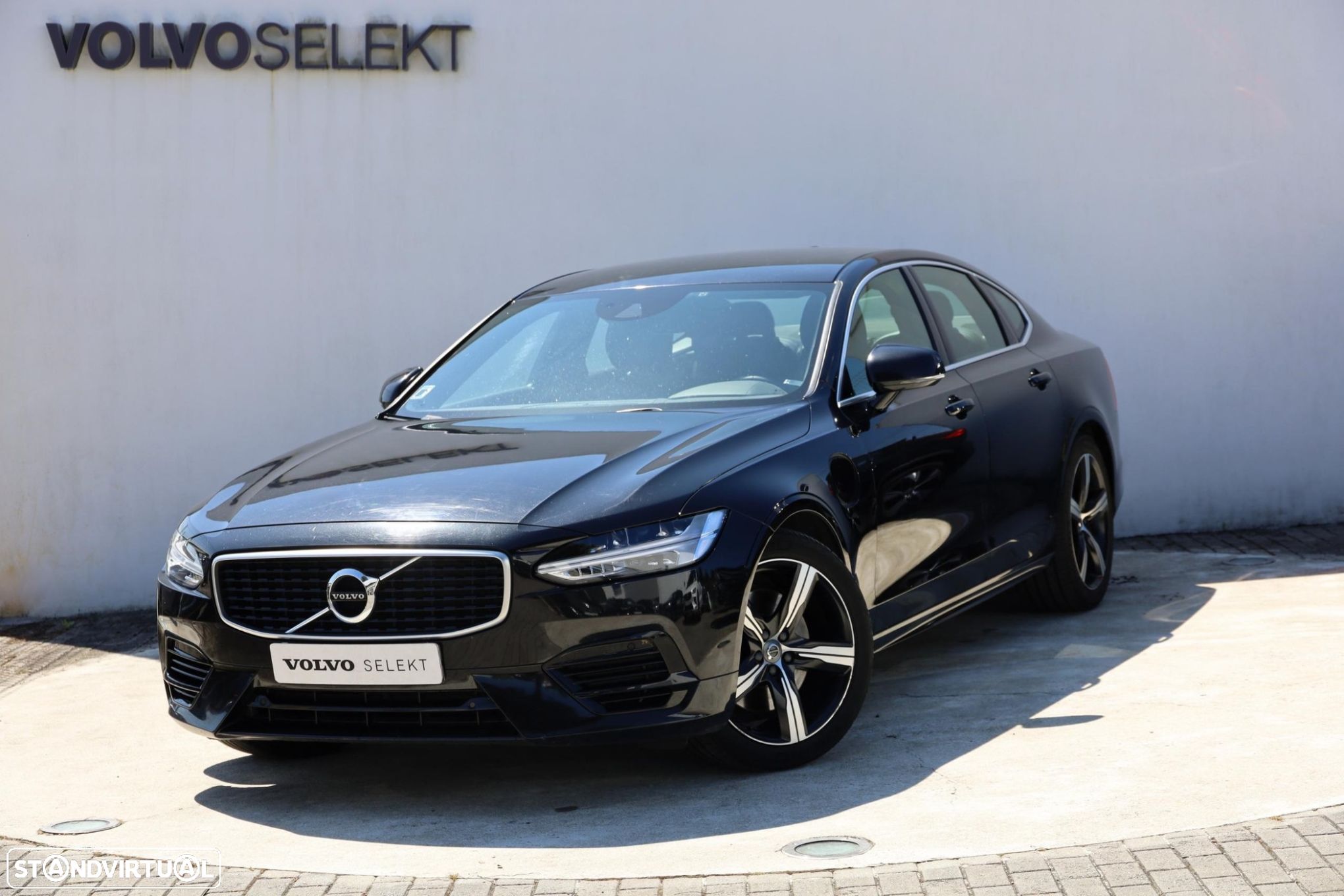 Volvo S90 2.0 T8 PHEV R-Design AWD - 1