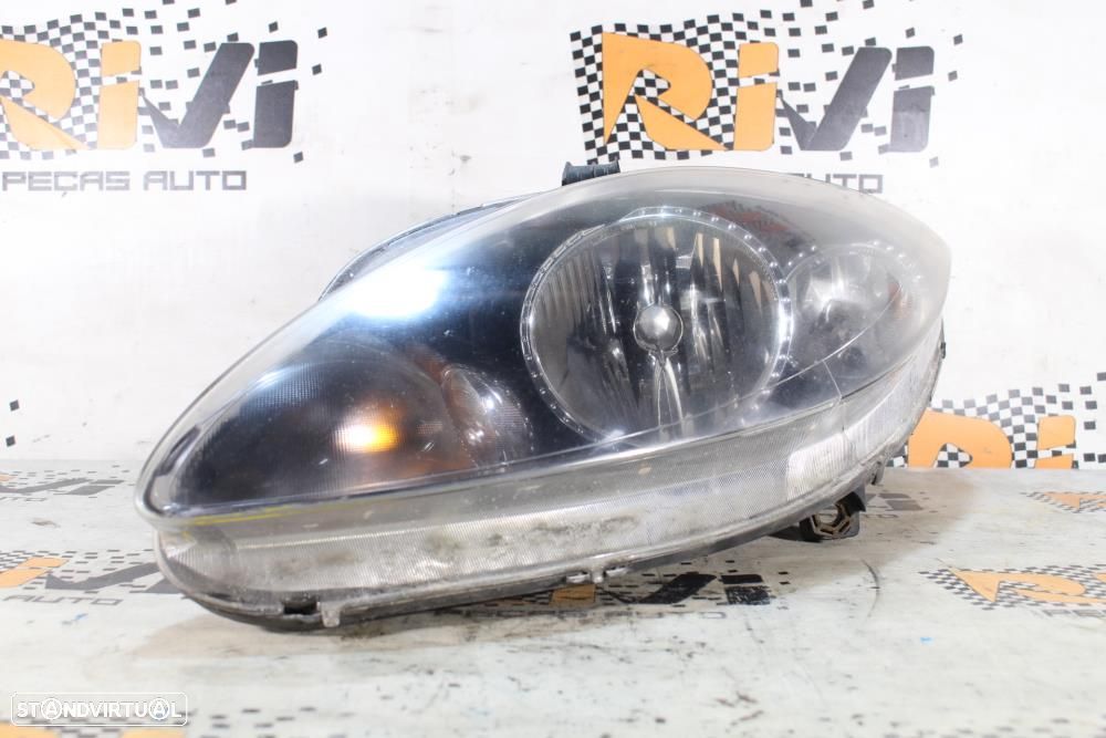 Ótica / Farol Esquerdo Seat Leon (1P1)  5P2941005d / 89315811 / Condut - 2
