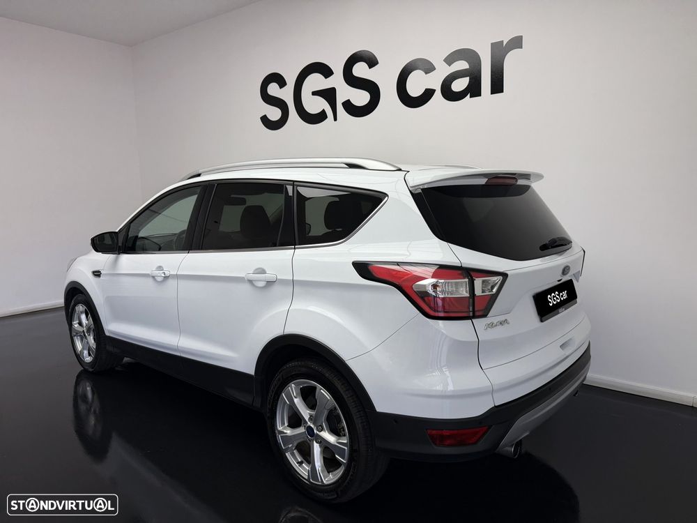 Ford Kuga 1.5 TDCi Vignale - 4