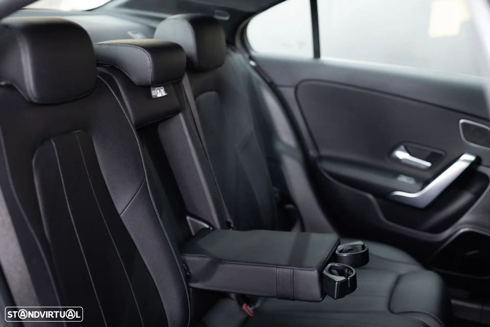 Mercedes-Benz A 180 Limousine d Progressive Aut. - 16