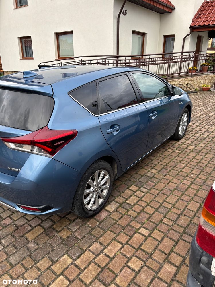 Toyota Auris - 4