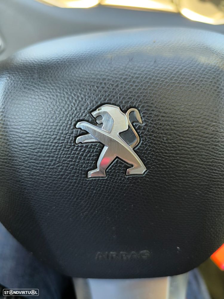Peugeot 308 SW BlueHDi 120 Stop & Start Allure - 23