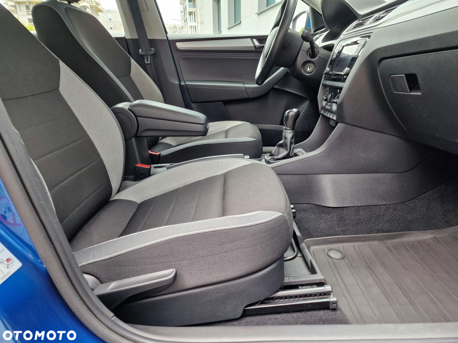 Skoda RAPID 1.0 TSI Ambition - 18