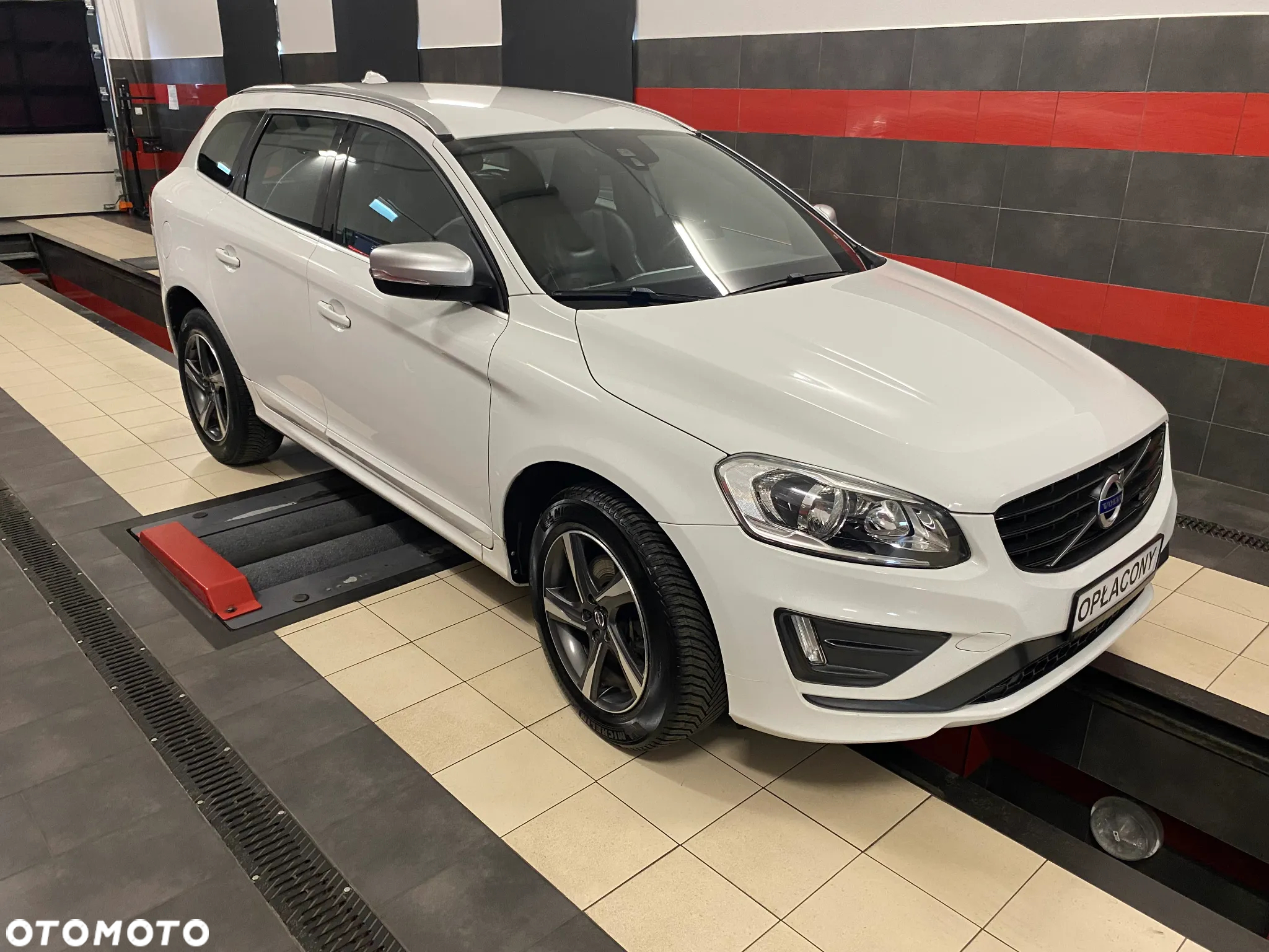 Volvo XC 60 D4 Geartronic RDesign - 4