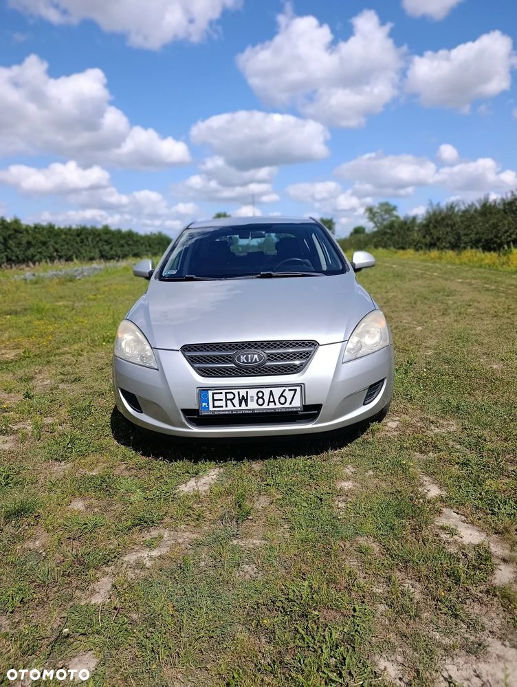 Kia Ceed 1.6 Comfort - 4