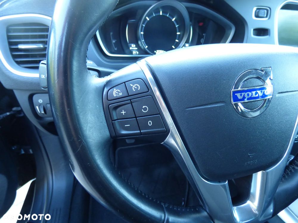 Volvo V40 D2 You - 14
