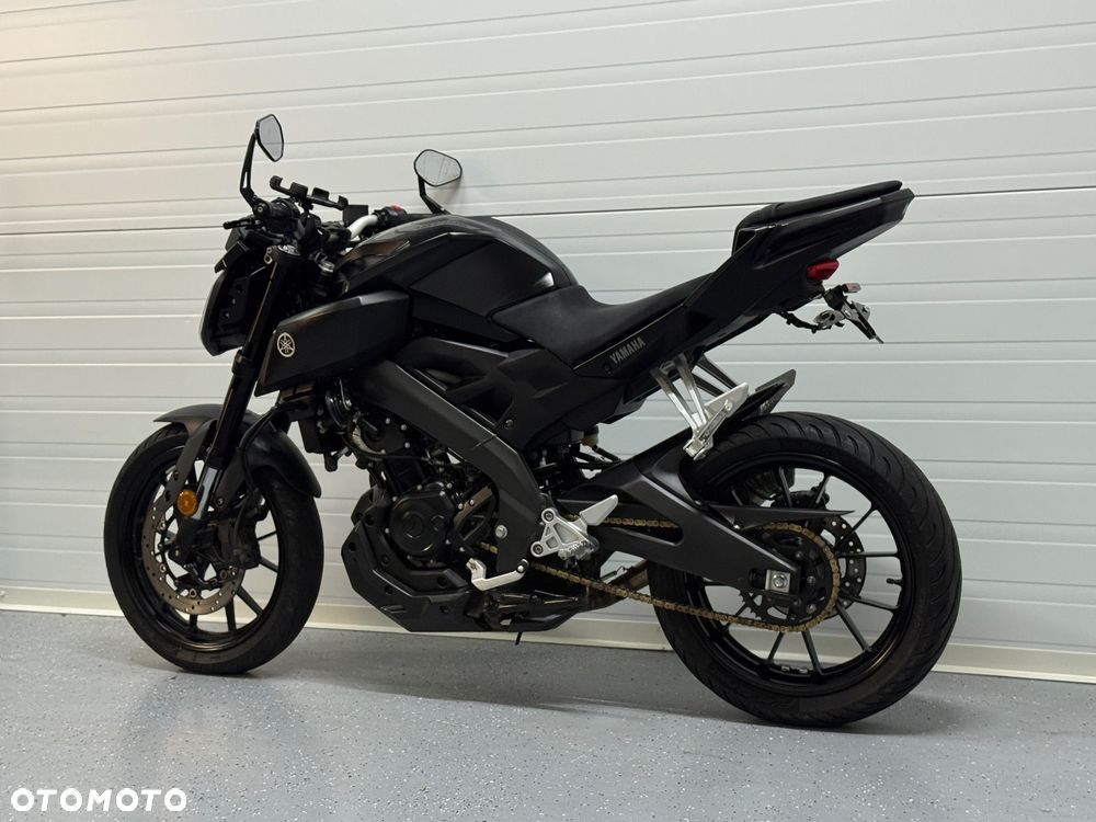 Yamaha MT - 12