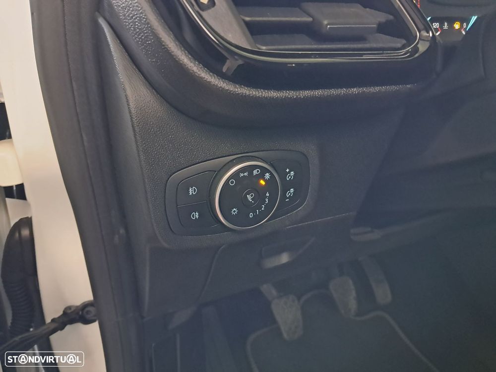 Ford Fiesta 1.0 EcoBoost Titanium - 5