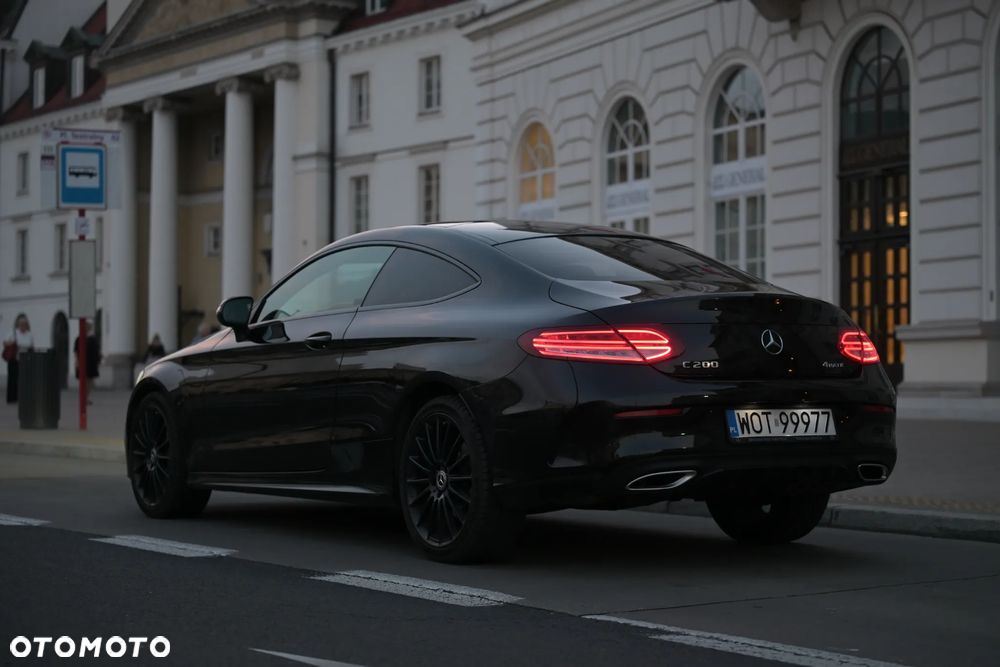 Mercedes-Benz Klasa C 200 4-Matic 9G-Tronic - 7