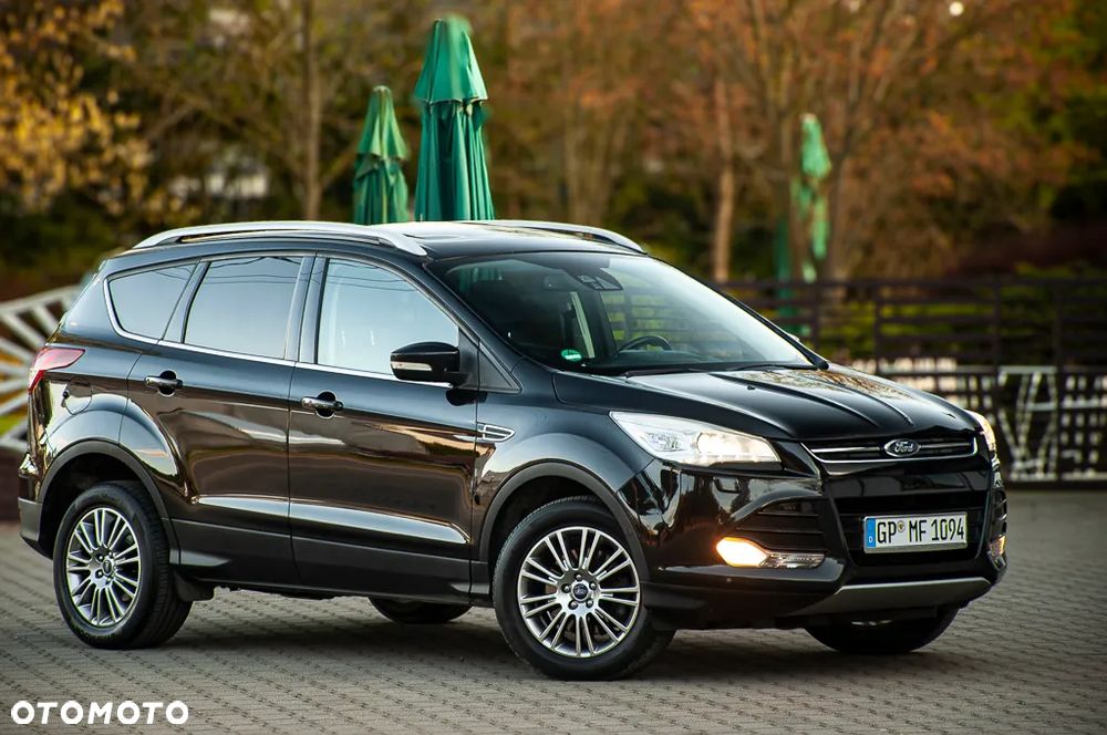 Ford Kuga 2.0 TDCi 4x4 Titanium - 37