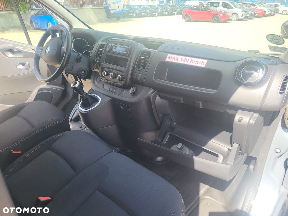 Renault Trafic - 15